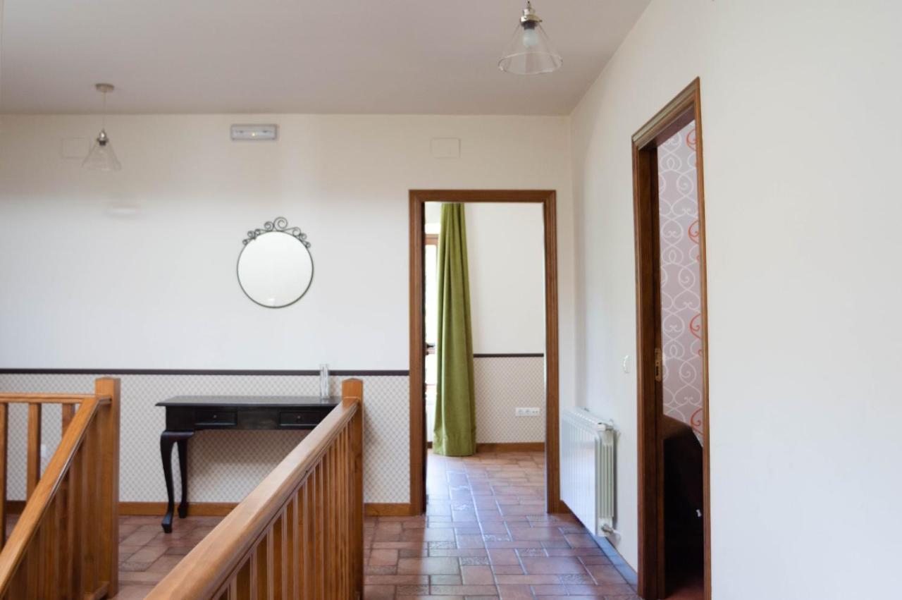 Casa Del Cura Hotel ลาสนาวาสเดลมาร์เกส ภายนอก รูปภาพ